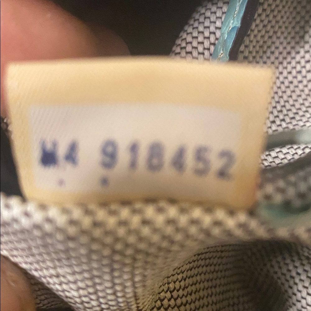 Dooney & Bourke mint green Nile collection set with charms - Picture 7 of 11